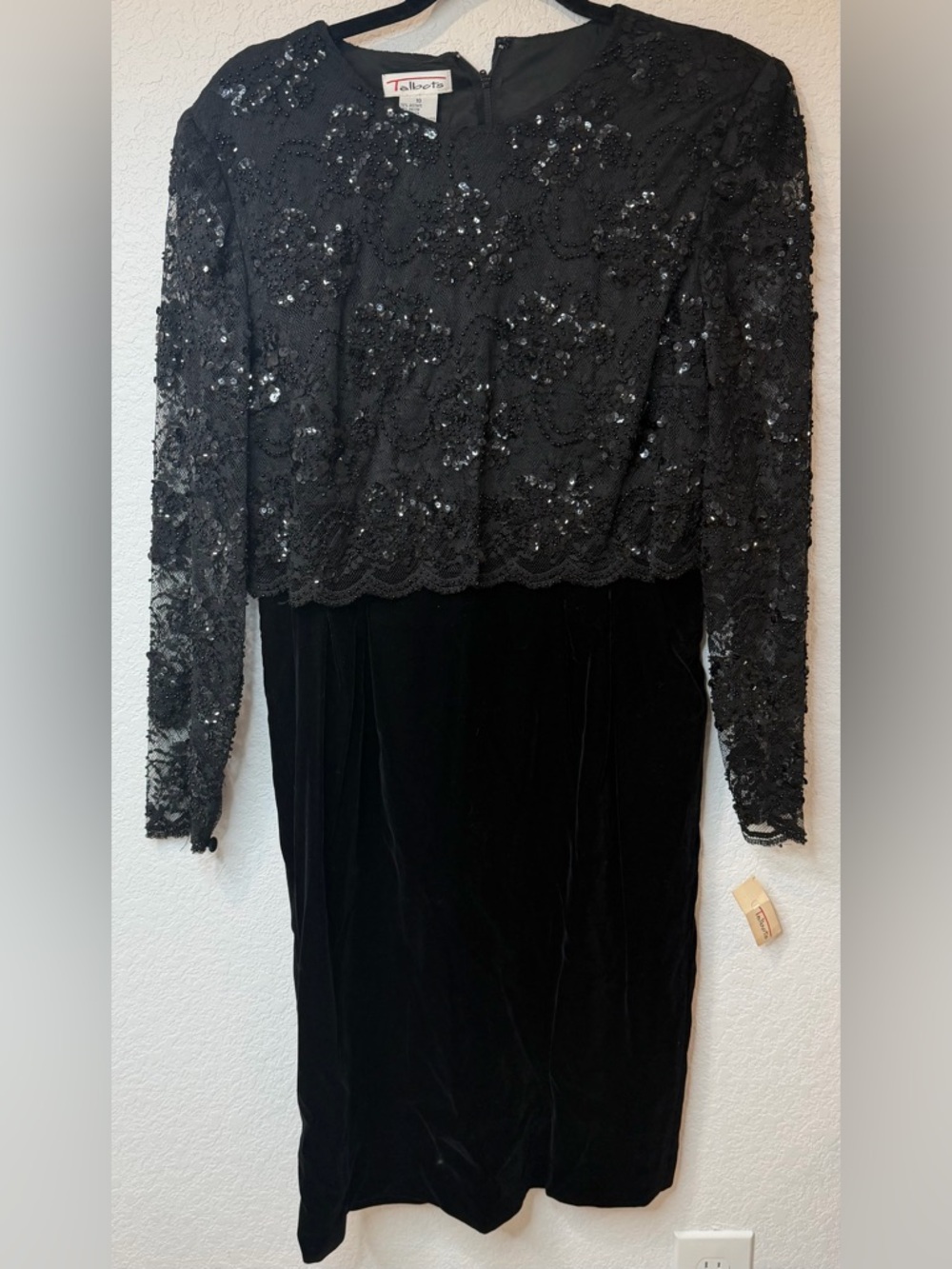 NWT Talbots long sleeve beaded velvet lace sleeve cocktail formal dress 10 VTG